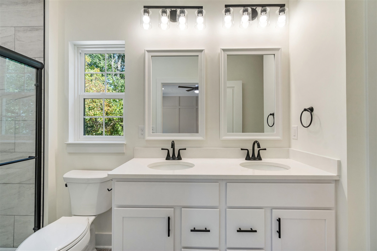 5033 Ikram Oaks Drive, Jackson, MI, 49201