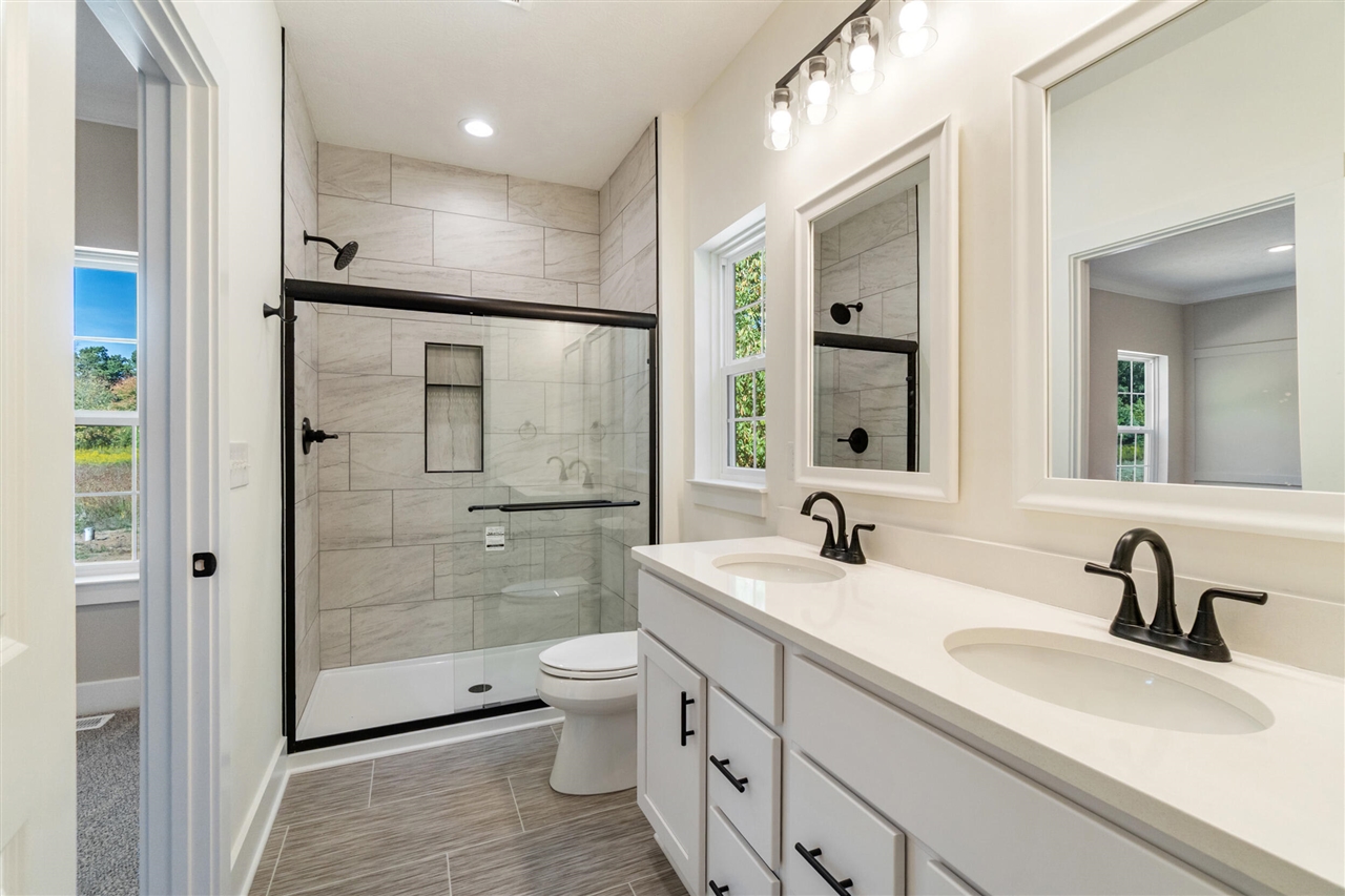 5033 Ikram Oaks Drive, Jackson, MI, 49201