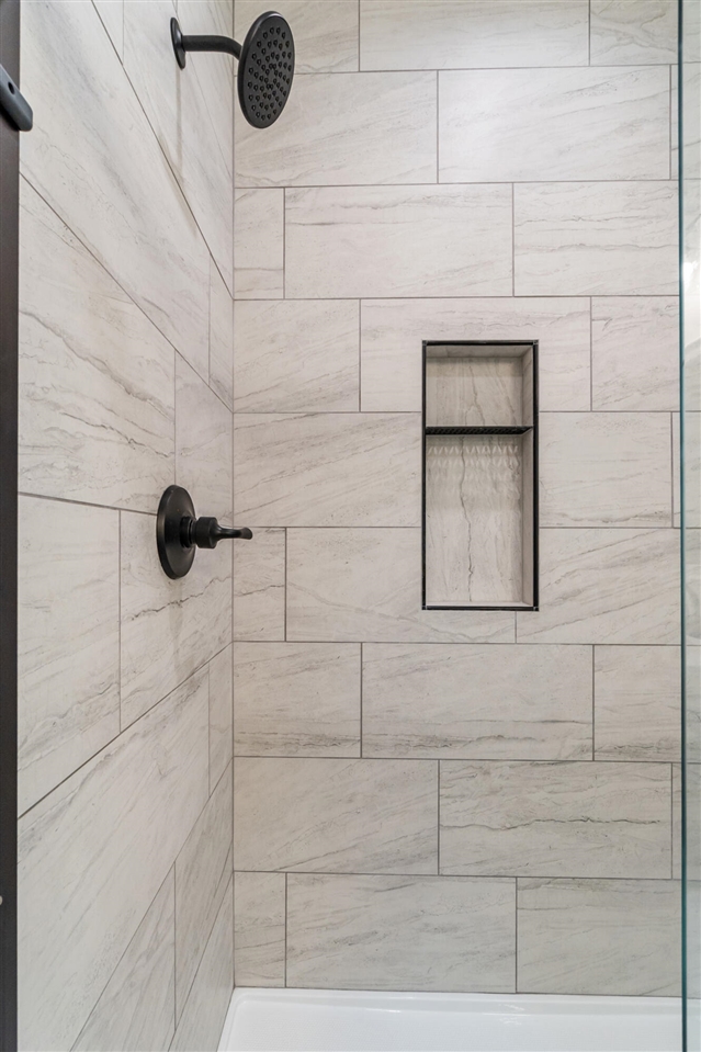 5033 Ikram Oaks Drive, Jackson, MI, 49201