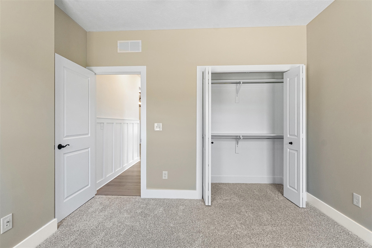 5033 Ikram Oaks Drive, Jackson, MI, 49201