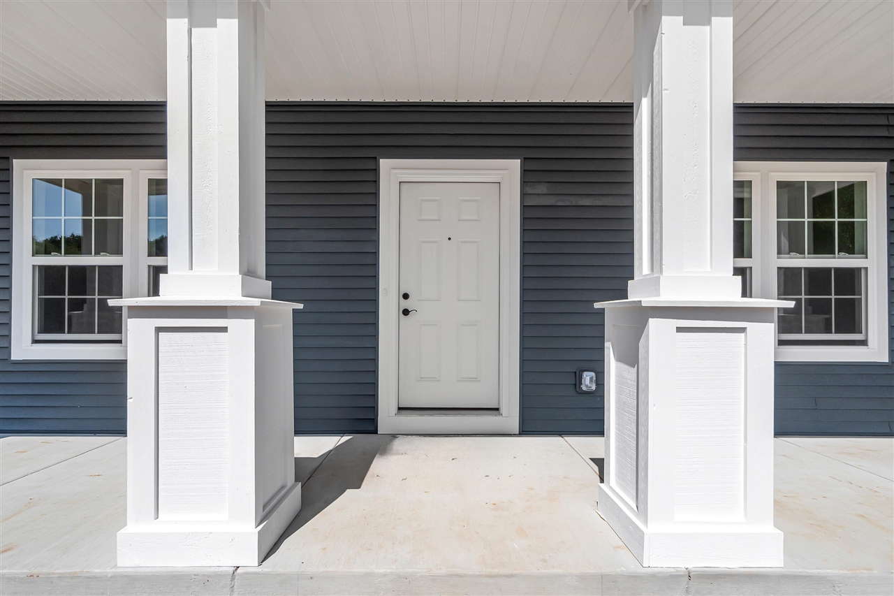 5033 Ikram Oaks Drive, Jackson, MI, 49201