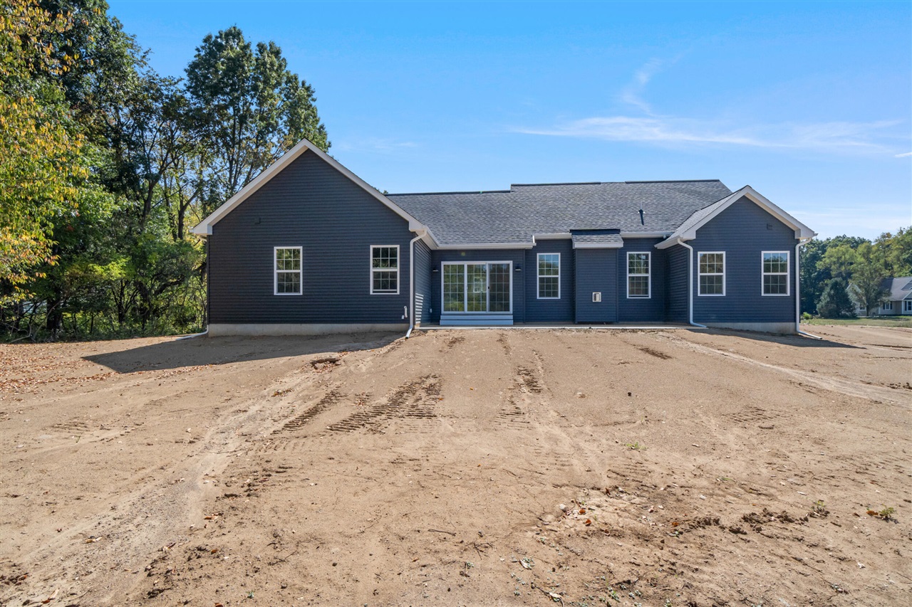 5033 Ikram Oaks Drive, Jackson, MI, 49201