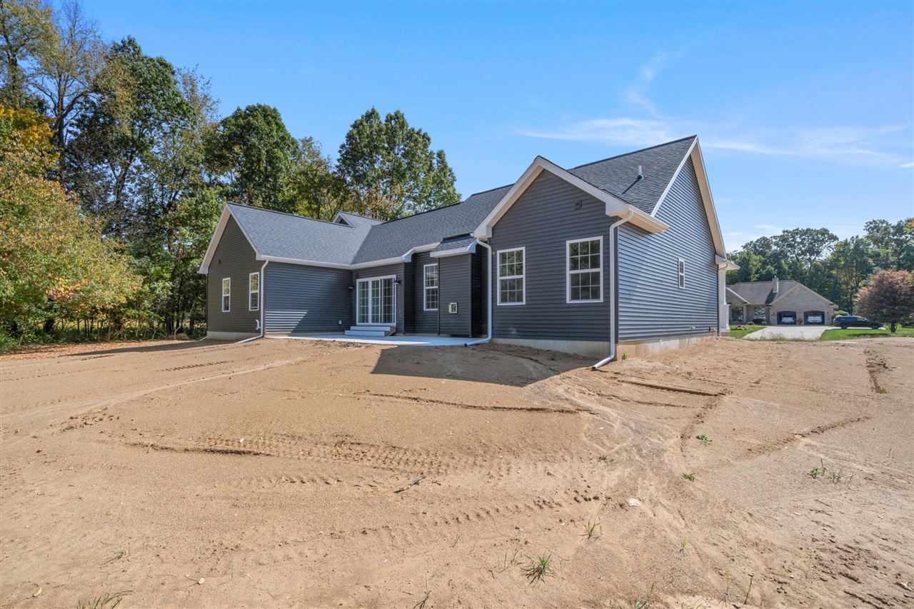 5033 Ikram Oaks Drive, Jackson, MI, 49201