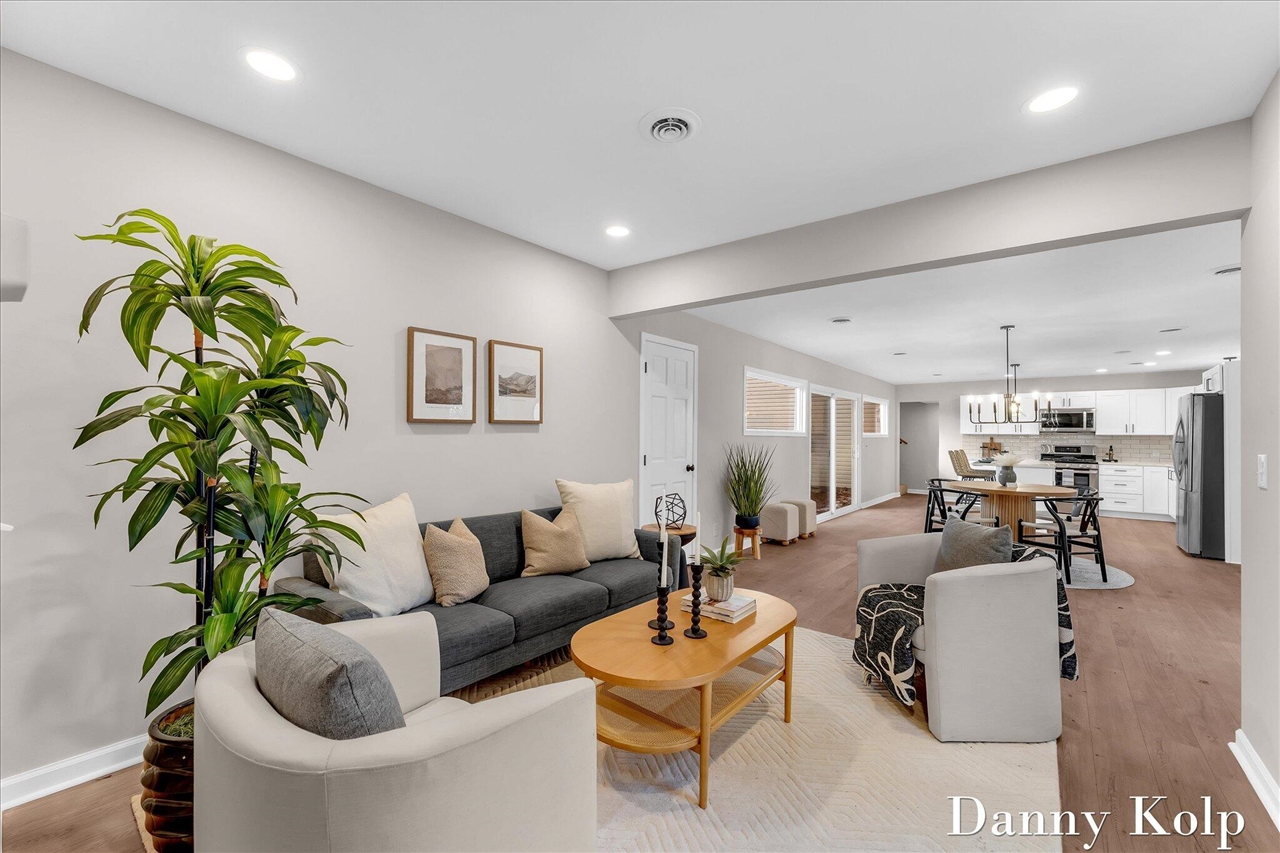 2687 Dunnigan Avenue, Grand Rapids, MI, 49525-9624