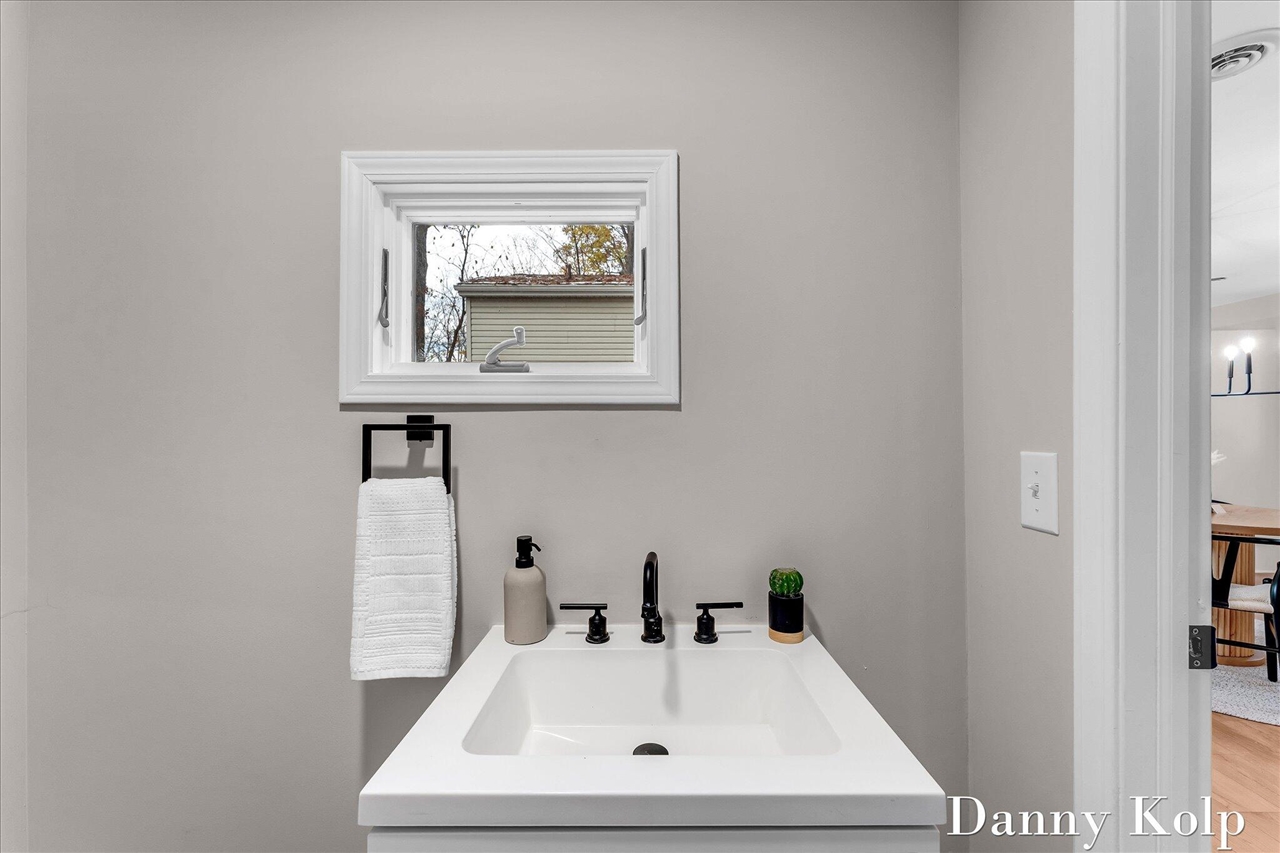 2687 Dunnigan Avenue, Grand Rapids, MI, 49525-9624