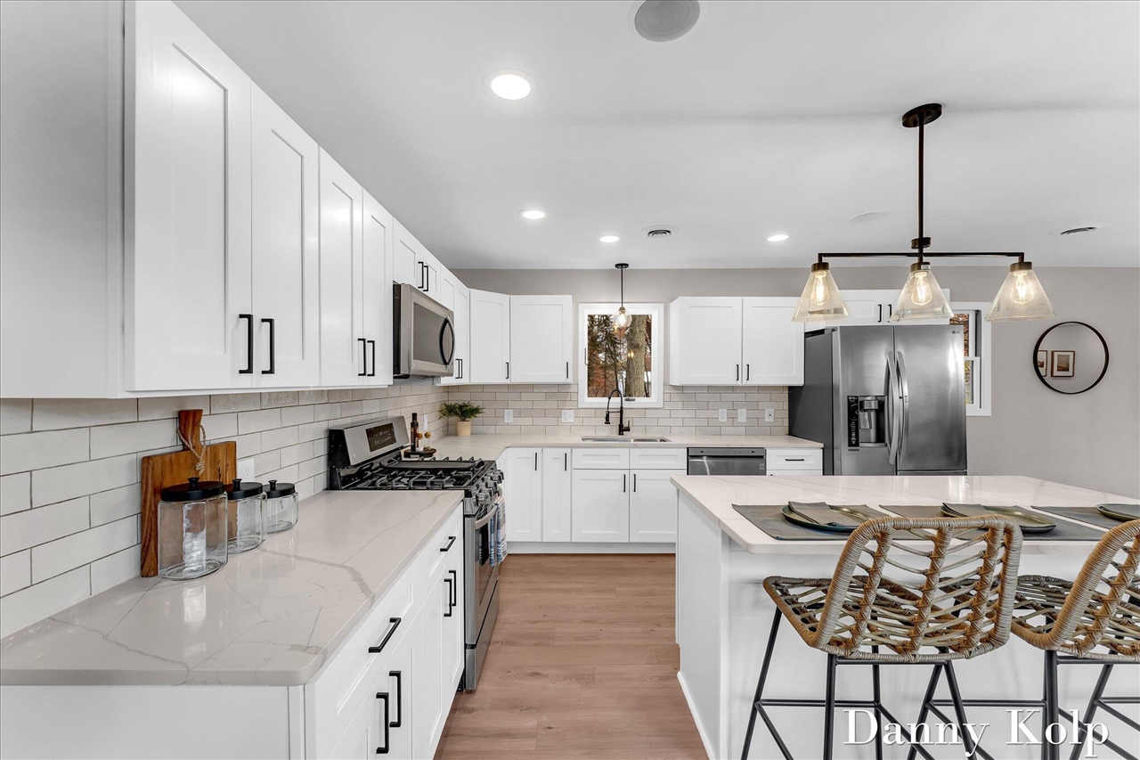 2687 Dunnigan Avenue, Grand Rapids, MI, 49525-9624