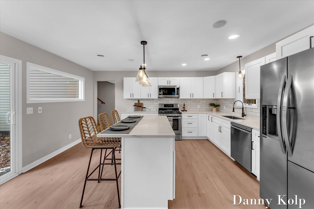 2687 Dunnigan Avenue, Grand Rapids, MI, 49525-9624