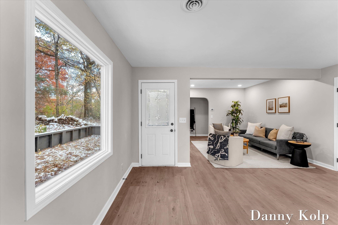 2687 Dunnigan Avenue, Grand Rapids, MI, 49525-9624