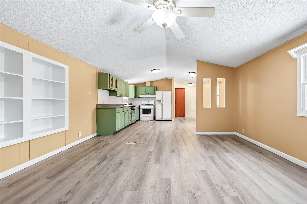 55 E Wilke Road, Rothbury, MI, 49452-8081