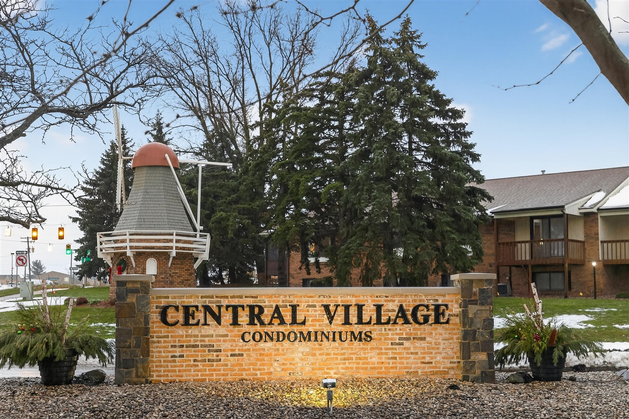 61960 Arlington UNIT&nbsp;3, South Lyon, MI, 48178