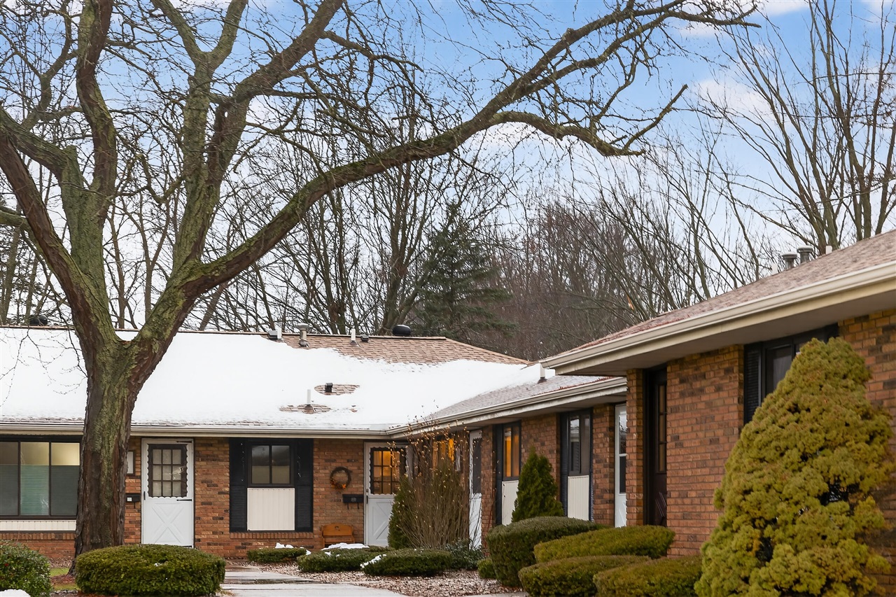  UNIT 19, Holland, MI, 49423