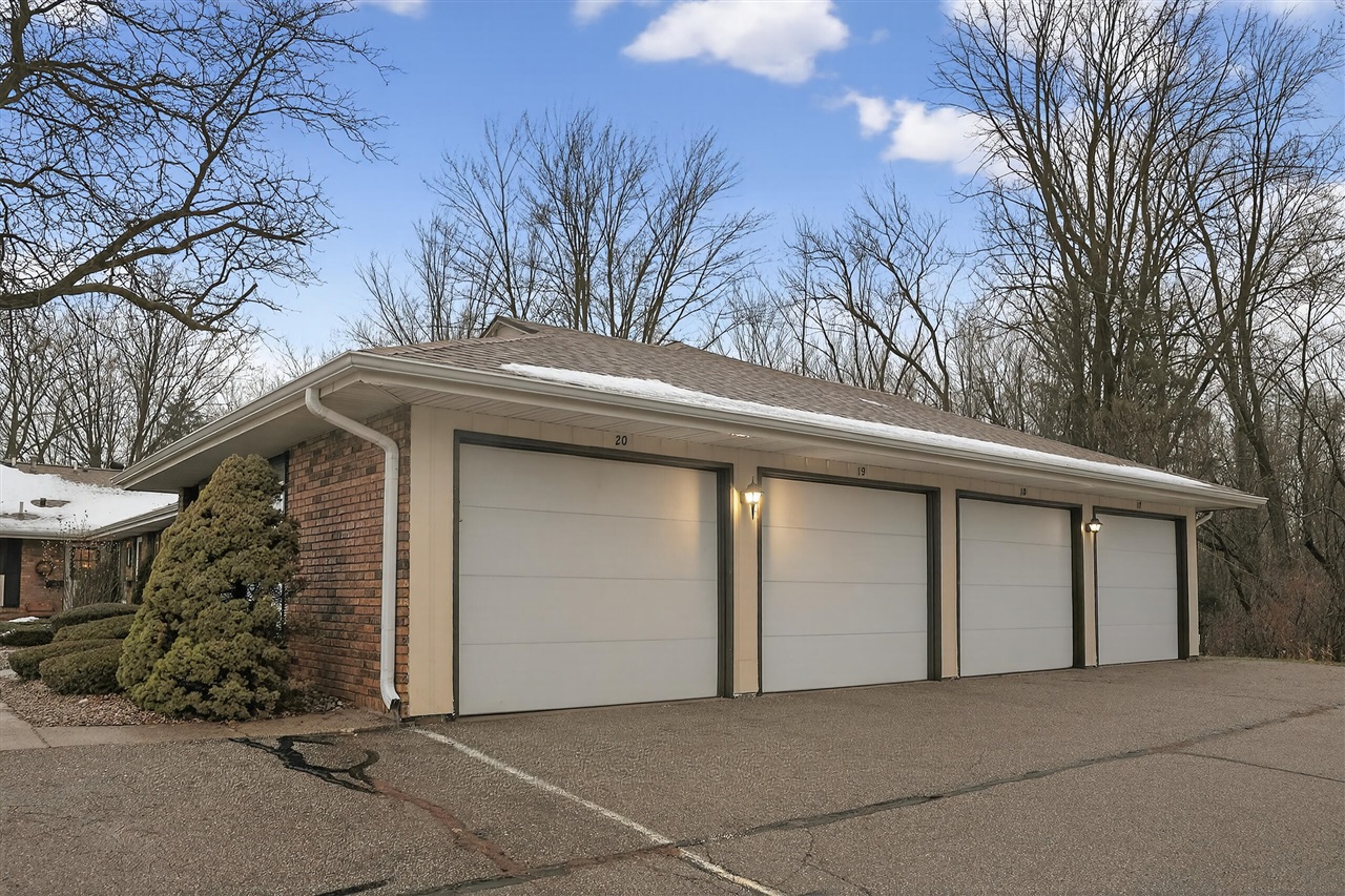  UNIT 19, Holland, MI, 49423