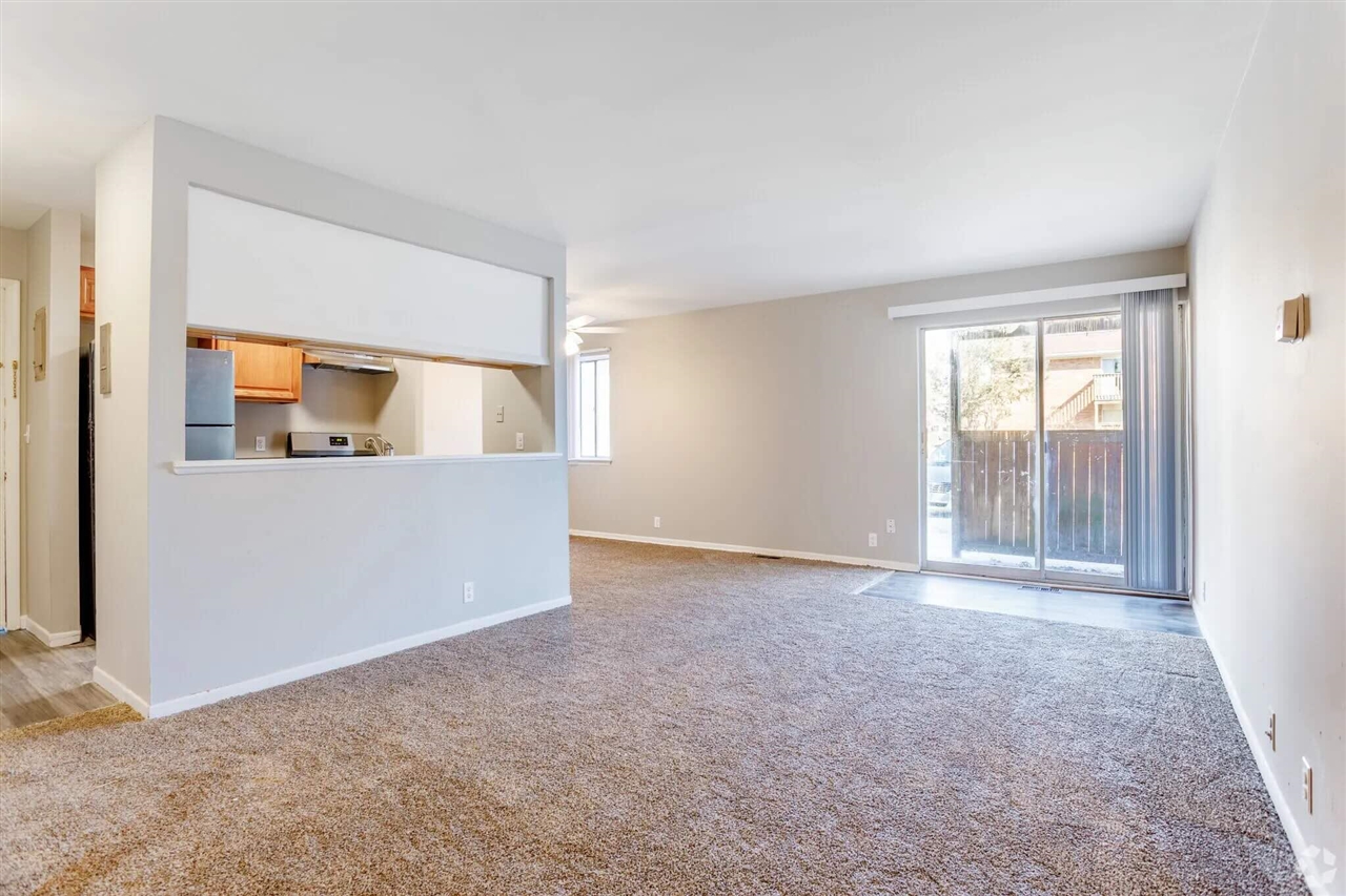 Photo of property for sale at 2230 Dexter Avenue, Ann Arbor MI 48103-4046
