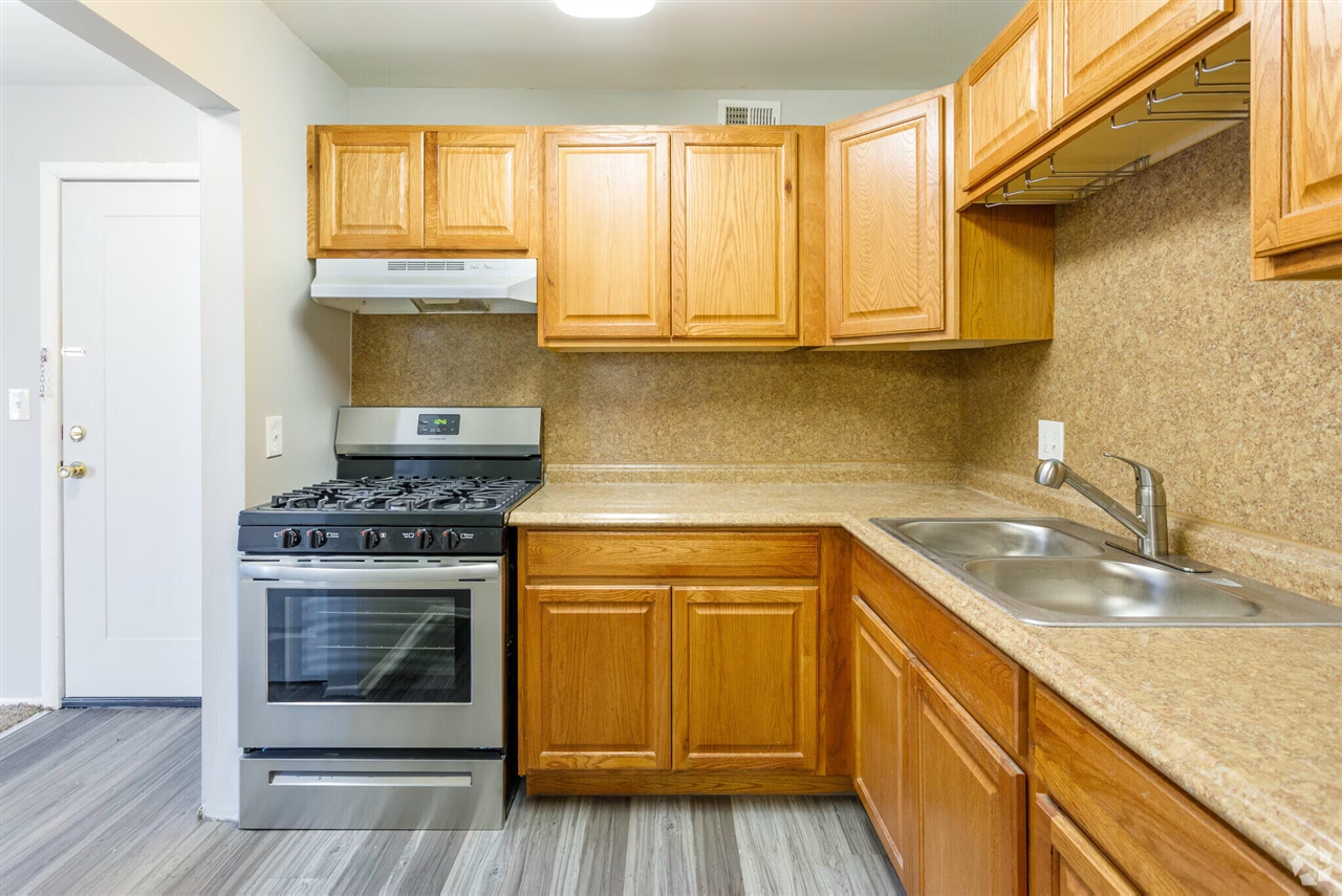 2230 Dexter Avenue photo 14