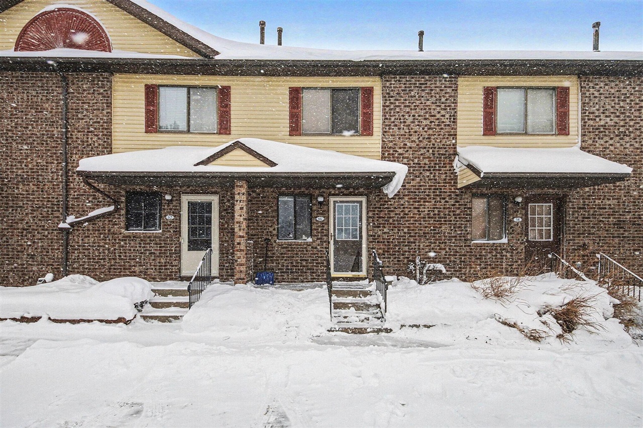 Homes for sale in Grand Rapids, MI | 60 Carriage Ln, Grand Rapids, MI 49548 | MLS# 70512928