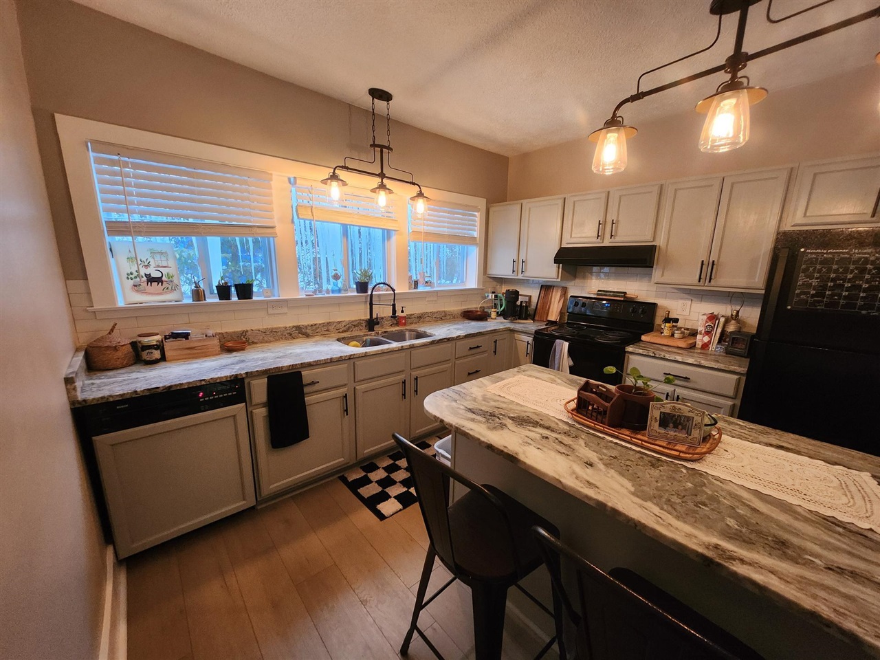 624 Michigan Street, Petoskey, MI, 49770-4610