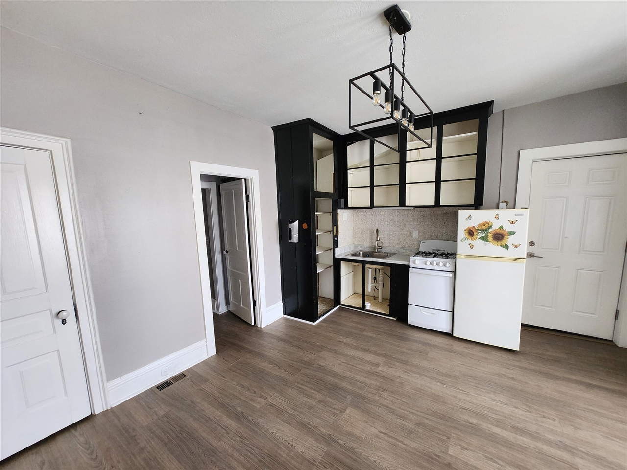 624 Michigan Street, Petoskey, MI, 49770-4610