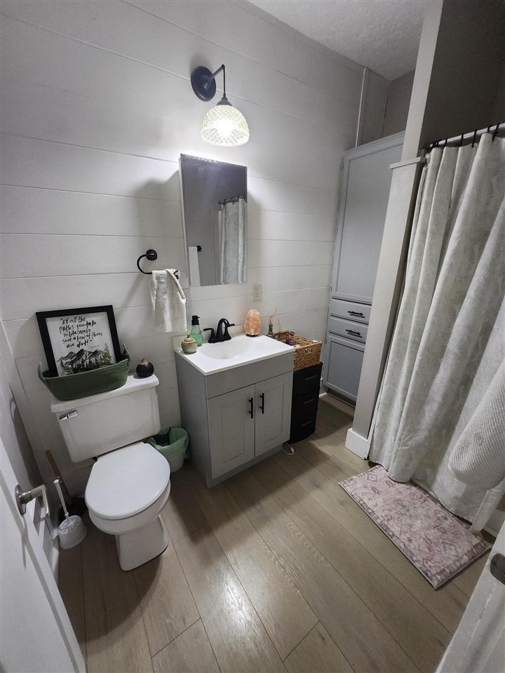 624 Michigan Street, Petoskey, MI, 49770-4610