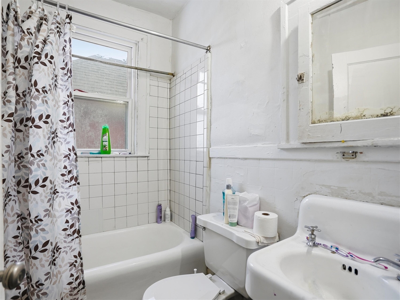 1094 Waterman Street, Detroit, MI, 48209-4522