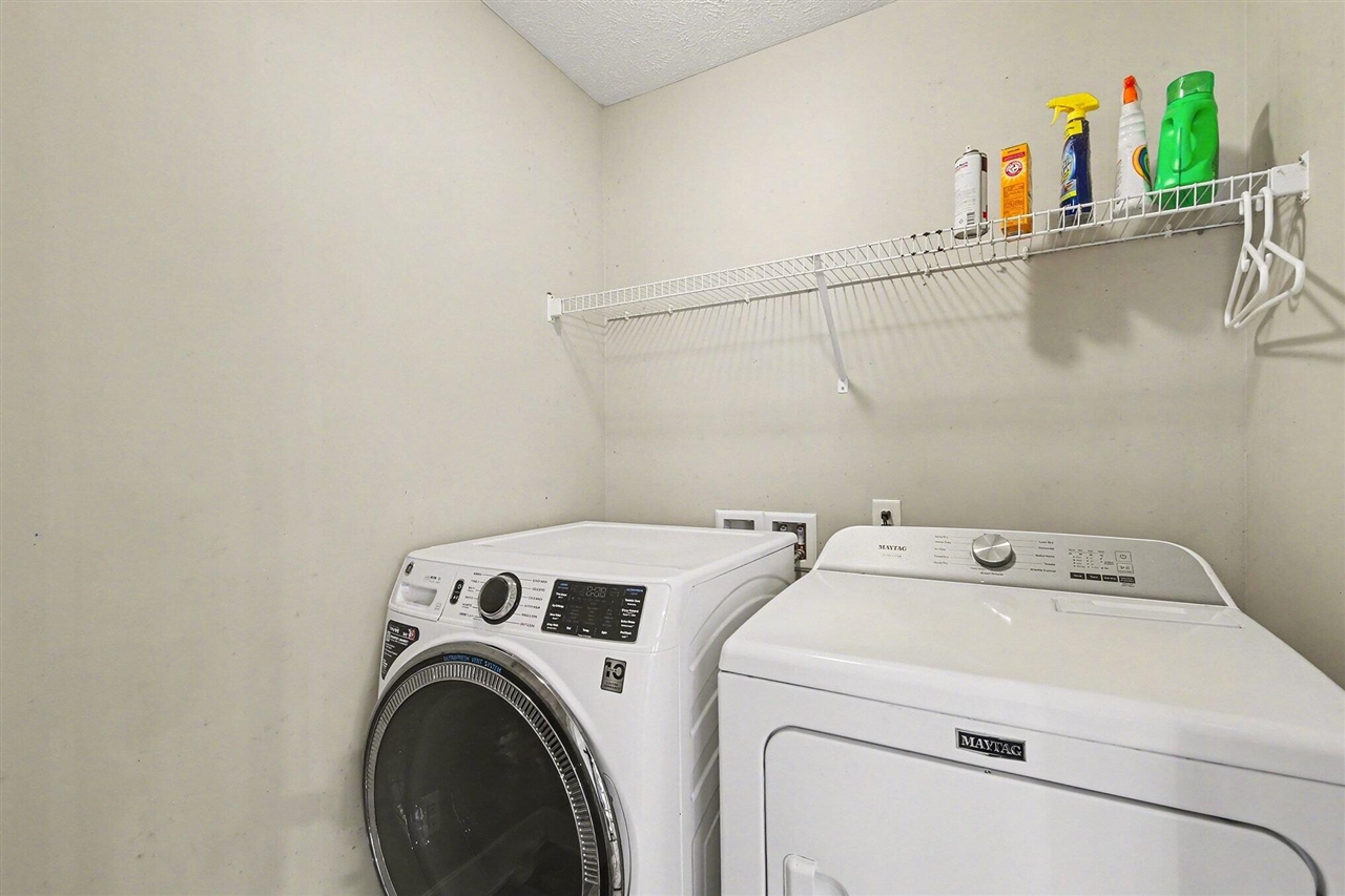 17285 Richton Drive, Nunica, MI, 49448-9374