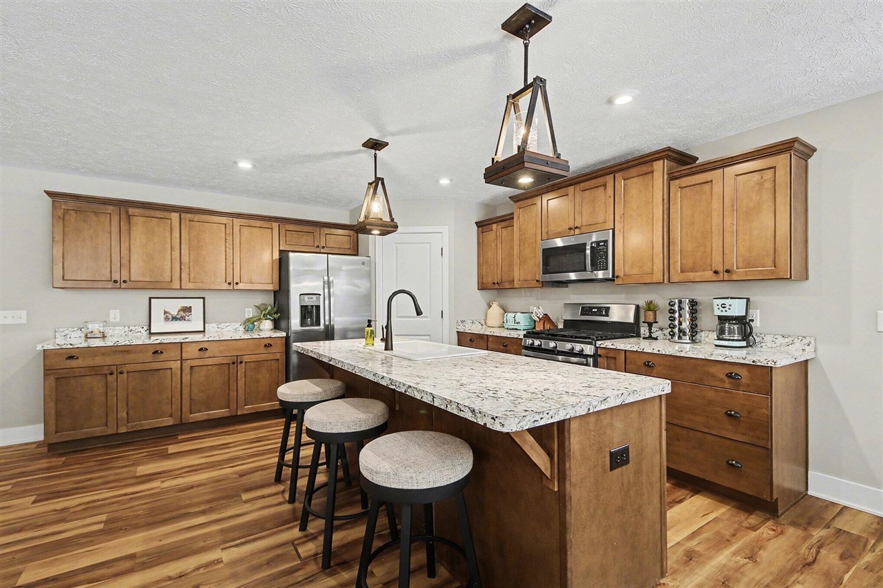 17285 Richton Drive, Nunica, MI, 49448-9374