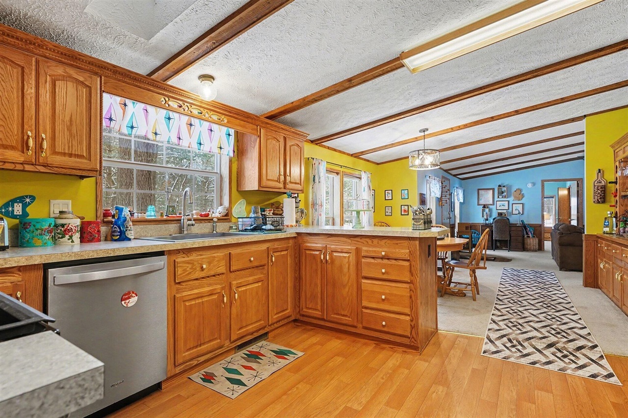 1758 N Beechwood Drive, Mears, MI, 49436-9548