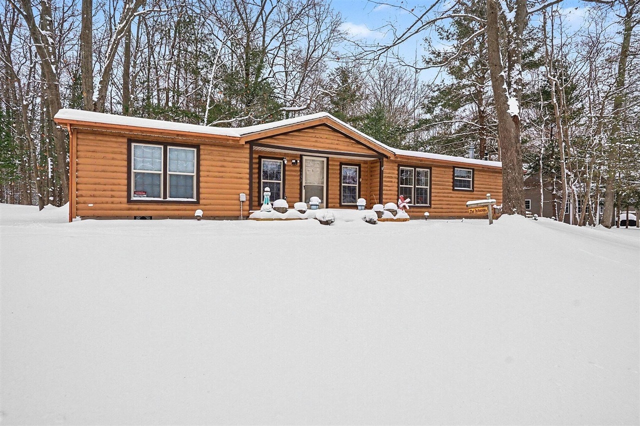 1758 N Beechwood Drive, Mears, MI, 49436-9548