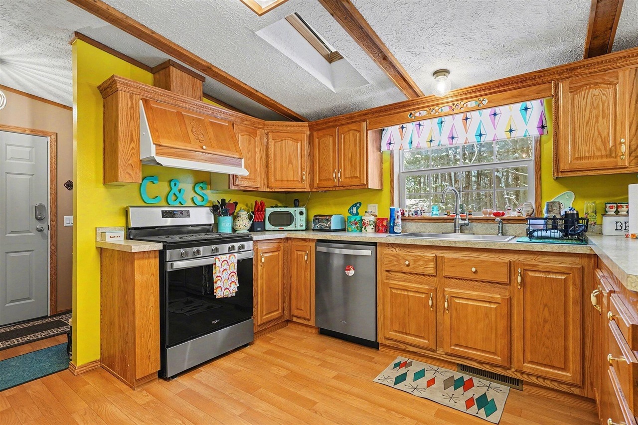 1758 N Beechwood Drive, Mears, MI, 49436-9548