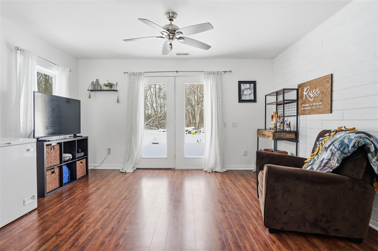 9465 Hubbard Road, Davison, MI, 48423-9351