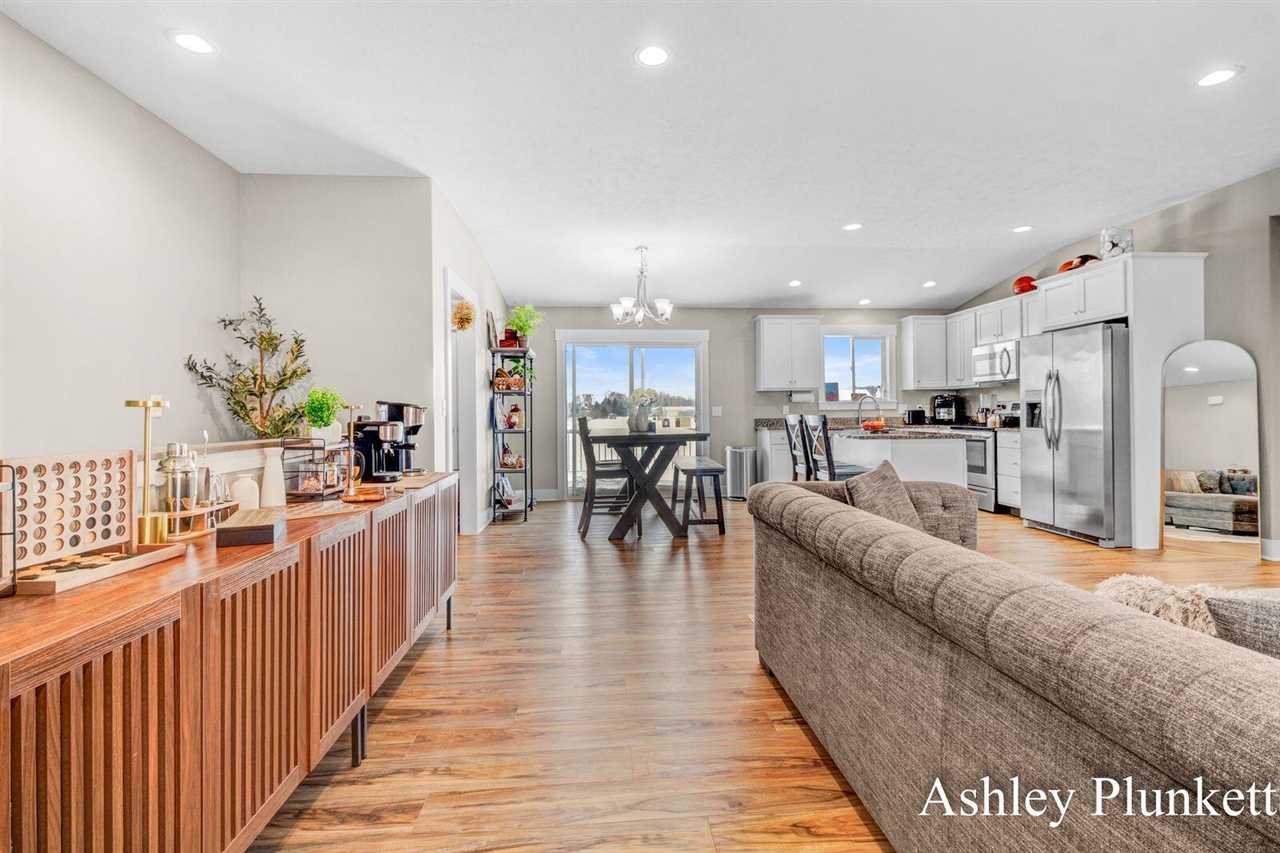 Homes for sale in Middleville, MI | 12189 Beauterra Ln, Middleville, MI 49333 | MLS# 70512986