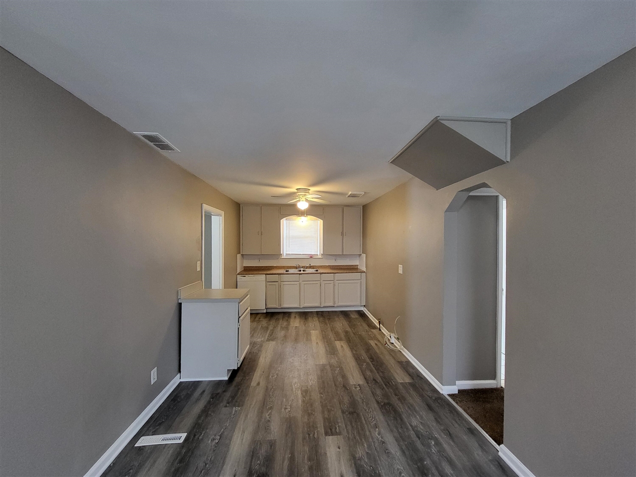 420 E Meyers Avenue, Hazel Park, MI, 48030-3503