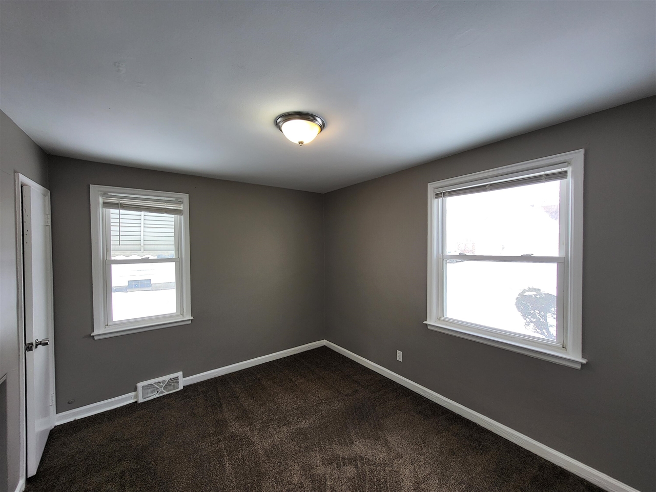 420 E Meyers Avenue, Hazel Park, MI, 48030-3503