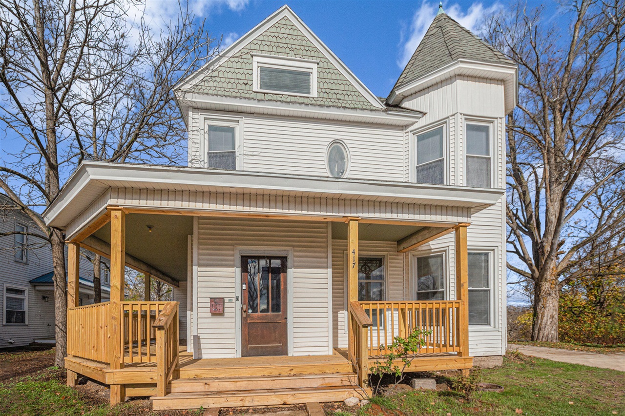 417 Maple Street, Big Rapids, MI, 49307-1837