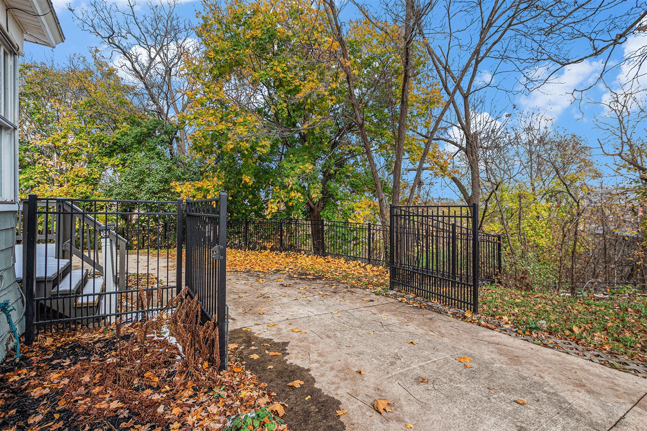 417 Maple Street, Big Rapids, MI, 49307-1837