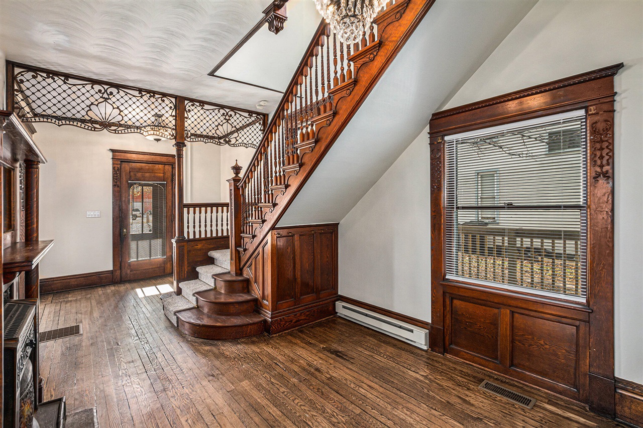 417 Maple Street, Big Rapids, MI, 49307-1837
