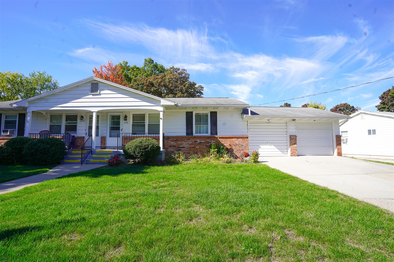 Homes for sale in Wyoming, MI | 2151 Banner Dr #F, Wyoming, MI 49509 | MLS# 70513010