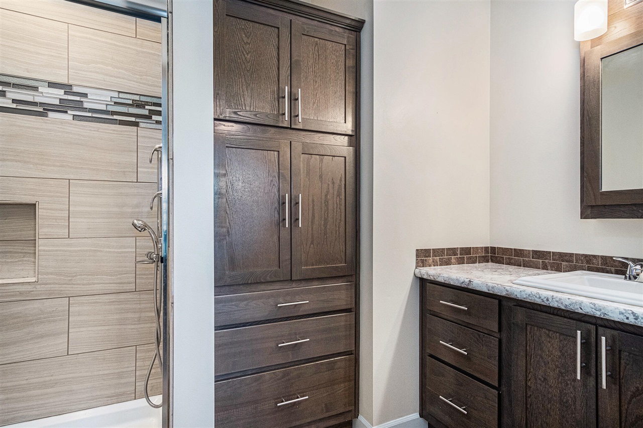 11765 Townsquare Blvd Drive, Rockford, MI, 49341