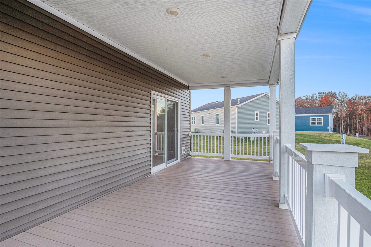 11765 Townsquare Blvd Drive, Rockford, MI, 49341