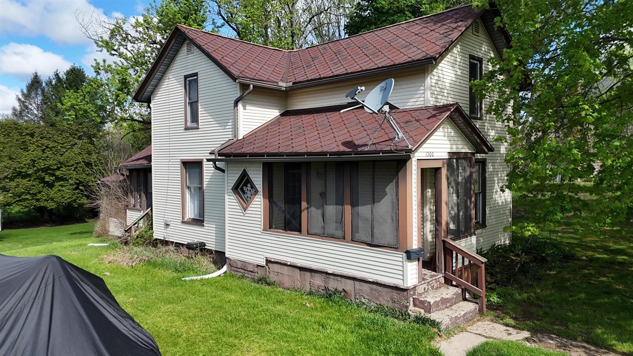 140 Greenly Street, Adrian, MI, 49221