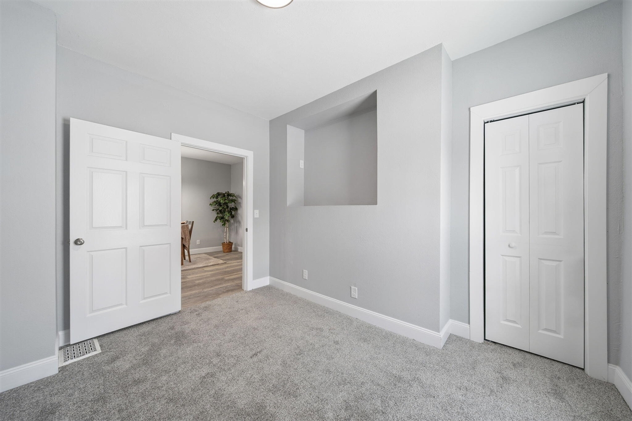 1506 Pringle Avenue, Jackson, MI, 49203-1954