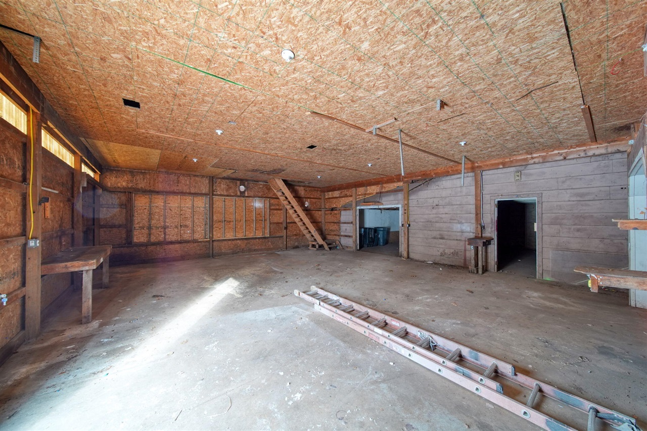 1506 Pringle Avenue, Jackson, MI, 49203-1954