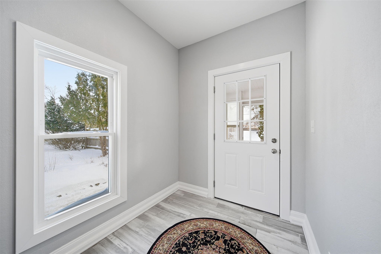 1506 Pringle Avenue, Jackson, MI, 49203-1954