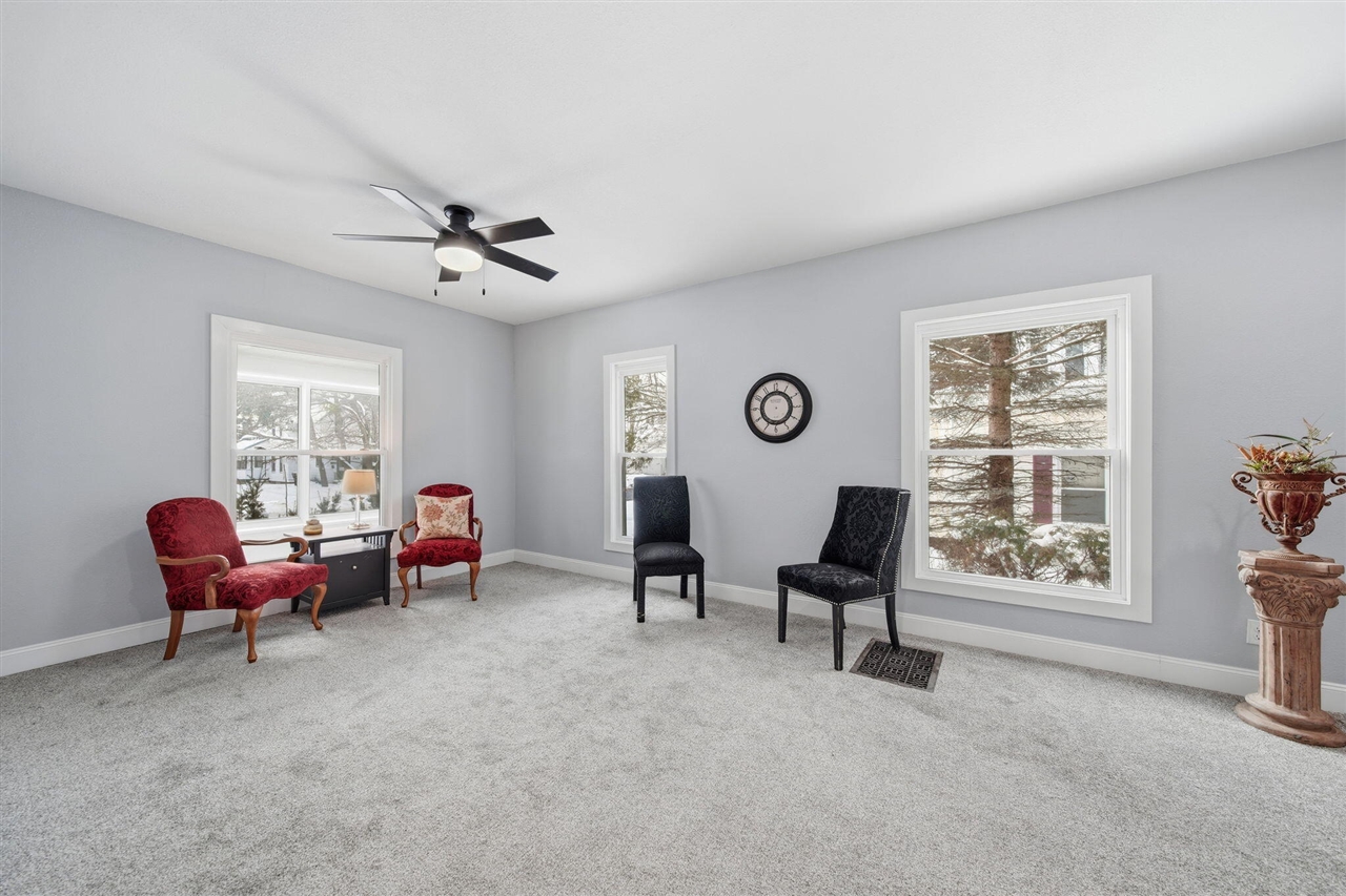 1506 Pringle Avenue, Jackson, MI, 49203-1954