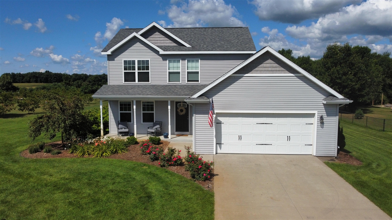 Homes for sale in Paw Paw, MI | 50160 Willis St, Paw Paw, MI 49079 | MLS# 70513044