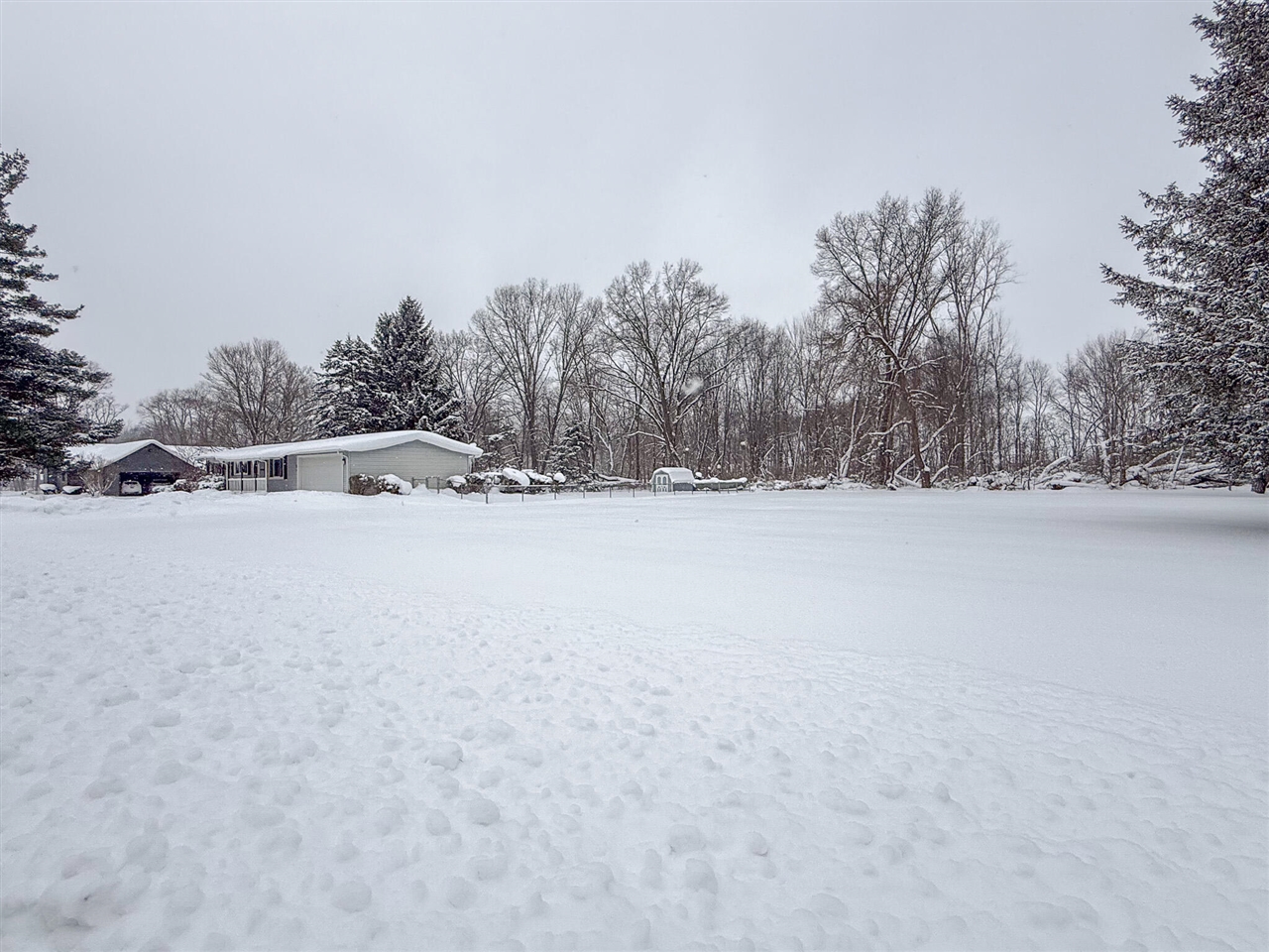 Homes for sale in Dowagiac, MI | 28860 Sarabyn St, Dowagiac, MI 49047 | MLS# 70513055