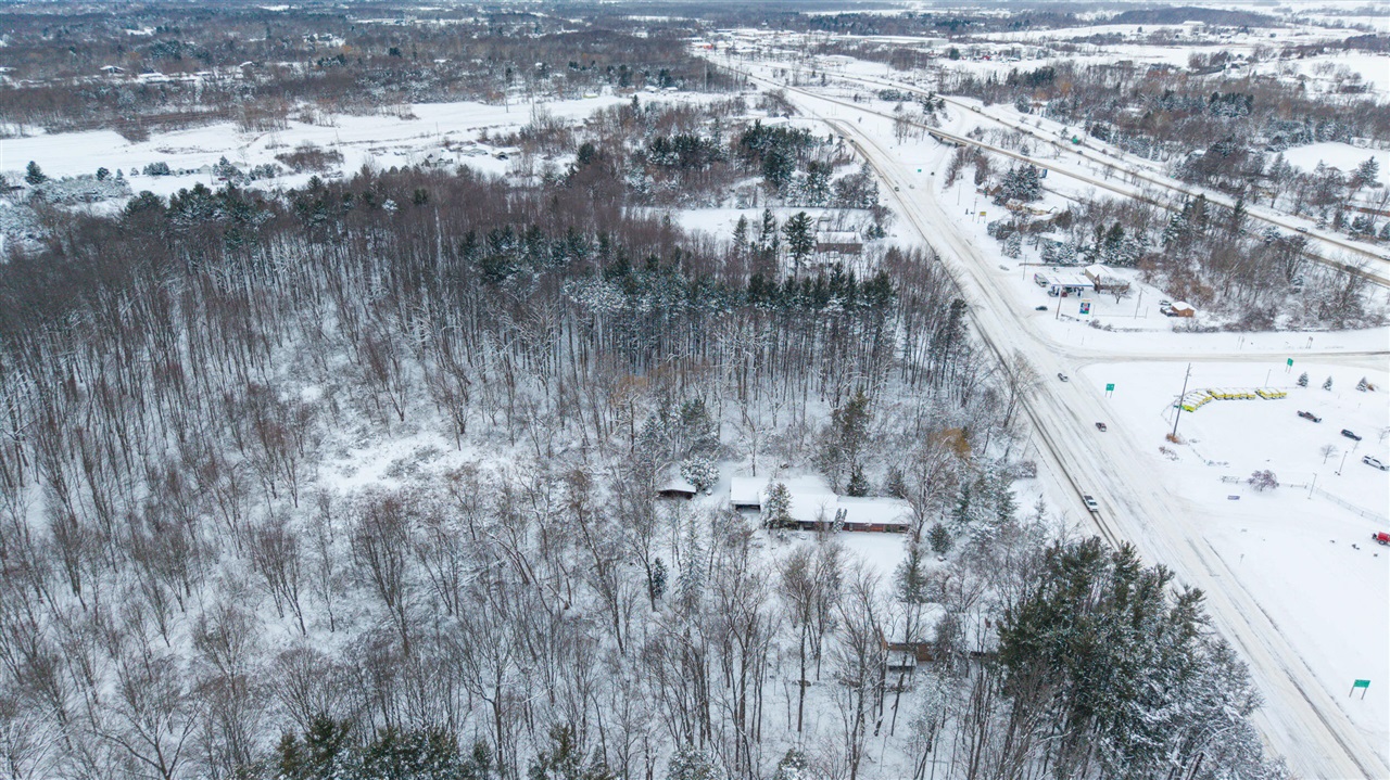 14187 Ironwood Drive, Grand Rapids, MI, 49534-1035