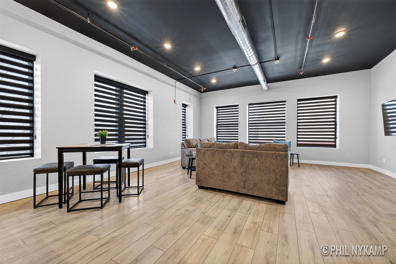 3rd image of 106 E Main St, Fennville, MI 49408