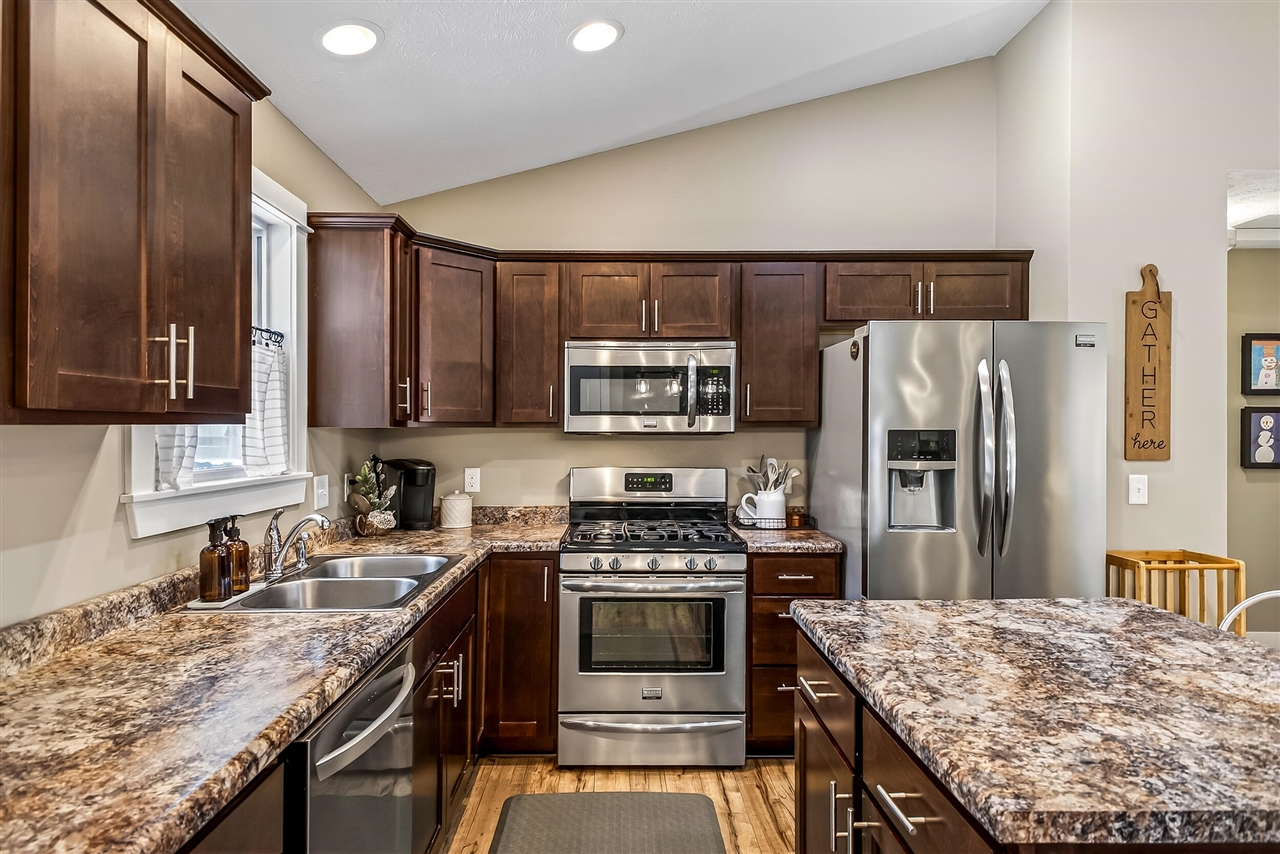 Homes for sale in Twin Lake, MI | 6578 Black Hawk Ln, Twin Lake, MI 49457 | MLS# 70513111