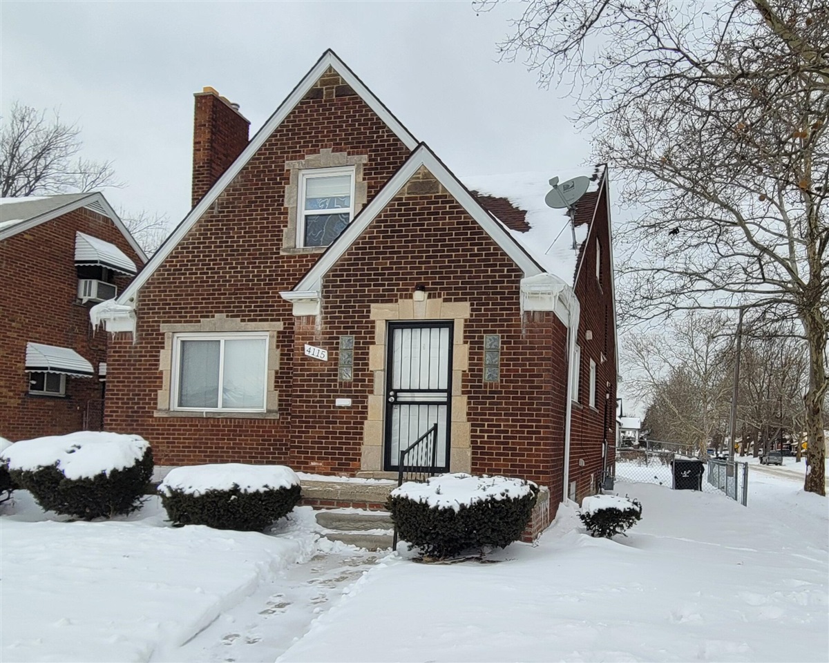4115 E Outer Drive, Detroit, MI, 48234-3016