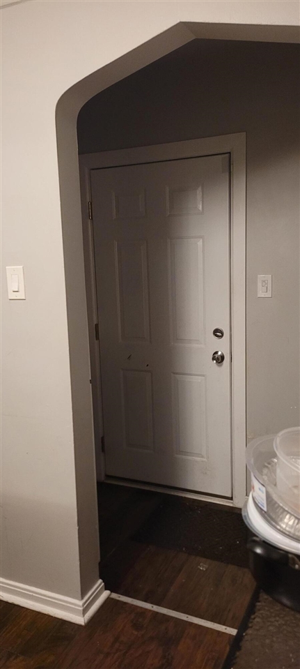 4115 E Outer Drive, Detroit, MI, 48234-3016